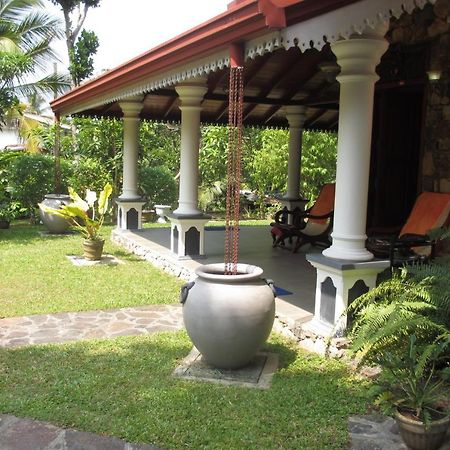 Simon'S Lodge Hikkaduwa Exterior foto